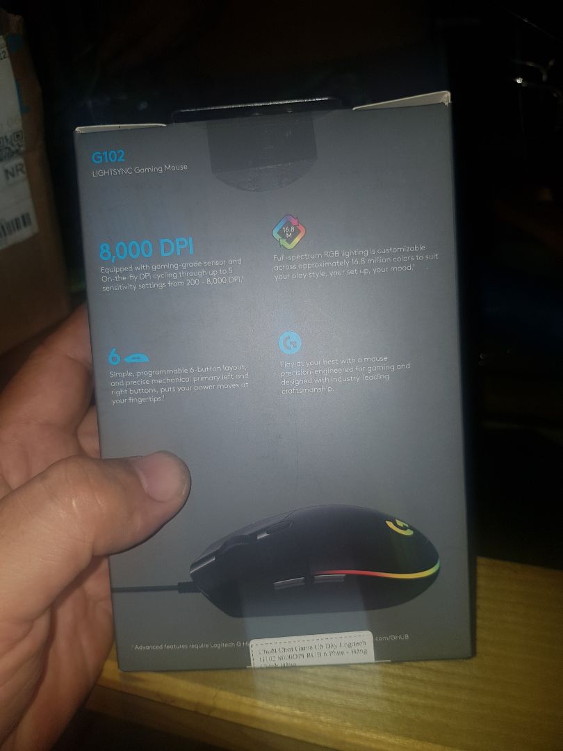 lừa đảo. chào hàng chuot G102 PRODIGY nhưng giao hàng chuột  G102 LIGHTSYNC