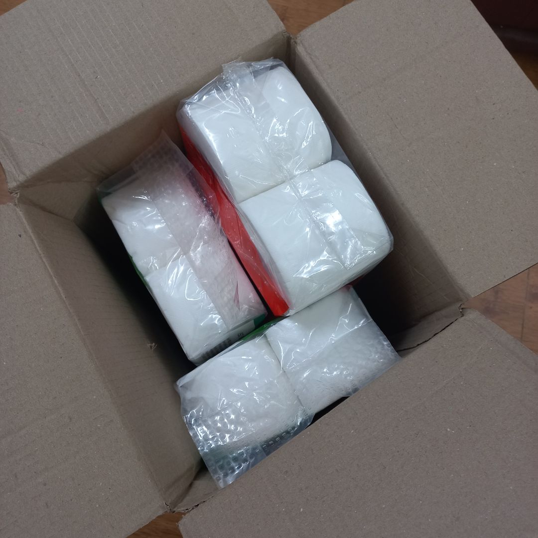 ok, nhà xài quen hàng này rồi. Không phải quá cao cấp nhưng được, chất lượng tốt trong tầm giá sale. Mỗi lần mình mua là cả thùng, xài mấy tháng.