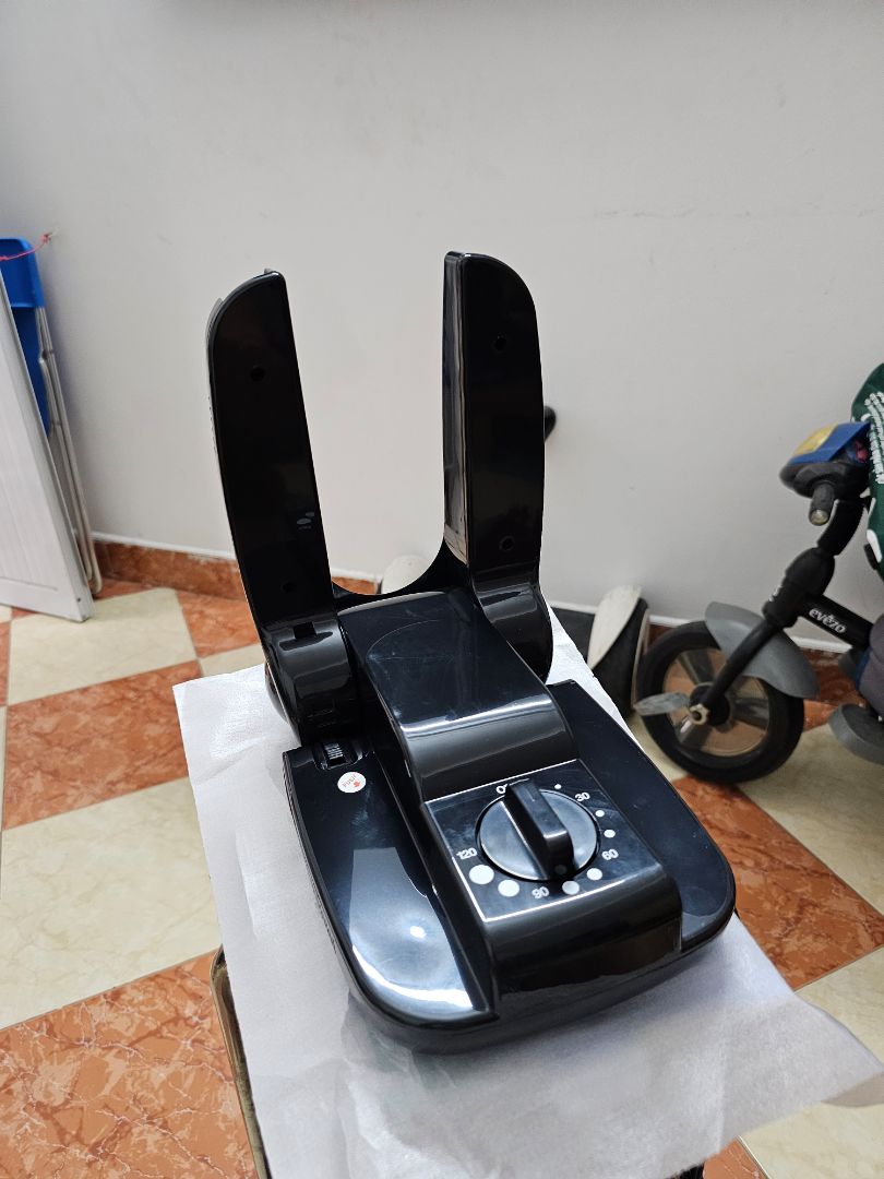 Khá ổn nha...ngoài việc không có công tắc tắt mở nguồn ra thì dùng cũng ổn và dùng sấy khô được cả nón vải luôn...