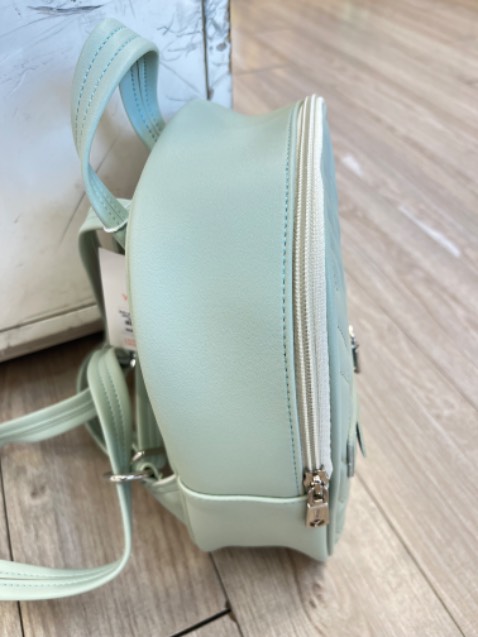 Balo hết sức ưng ý luôn ạ form lên chuẩn xuất sắc nhé shop chất lượng da mềm rất dễ dùng cảm ơn shop nhiều nhé