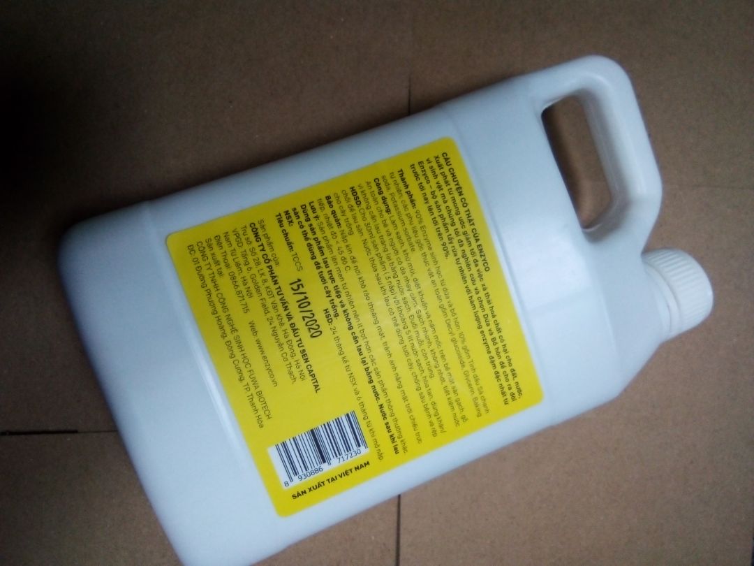 nước lau sàn mùi thơm sả chanh mùi cực thư dãn, mà còn đỡ muỗi hẳn