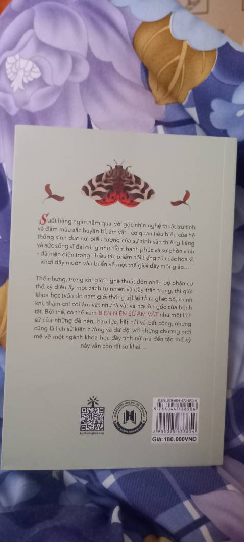 Có vẻ ổn, cảm nhận ban đầu từ lời văn dịch, bố cục nội dung và hình thức sách.