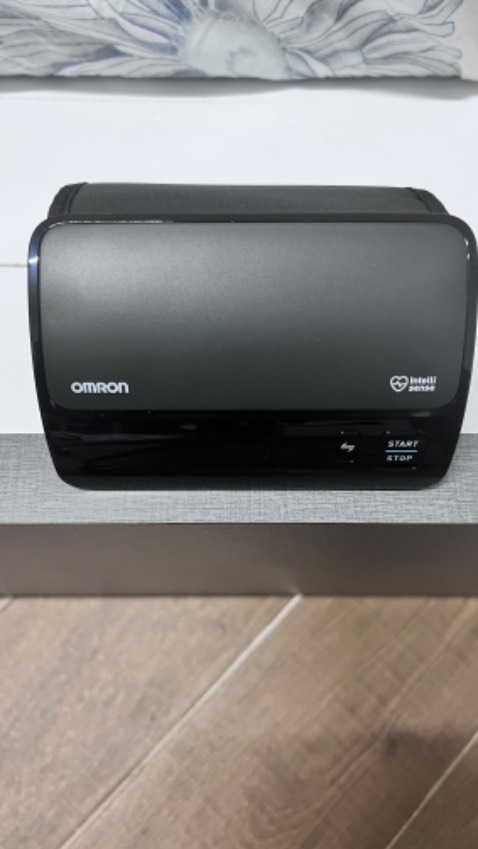 Máy đẹp, mỏng nhẹ. Made in Japan.

Hàng ship rất nhanh, đóng gói cẩn thận