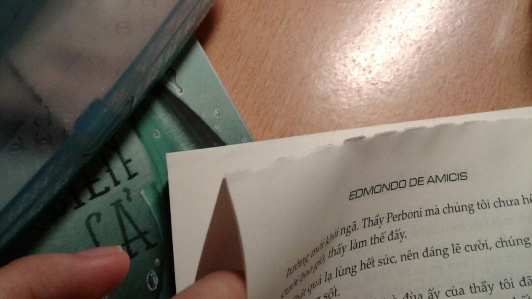 Tiki giao hàng rất nhanh - mình đặt mua vào ngày 21/6, nhận được vào trưa ngày 23/6. tuy nhiên, khi mình kiểm tra, từ trang 329 trở đi sách bị như thế này. mong Tiki xem lại giúp mình. Mình cảm ơn.