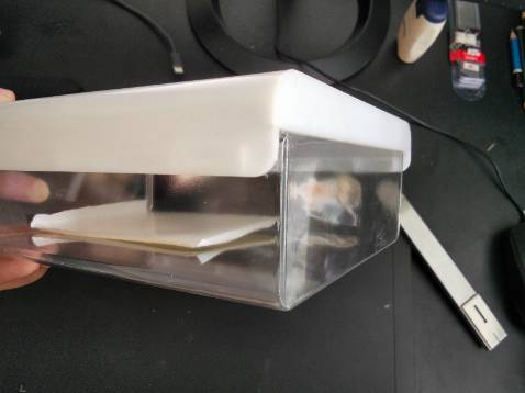 Sản phẩm tiện nhưng dễ bị nứt khi vận chuyển.