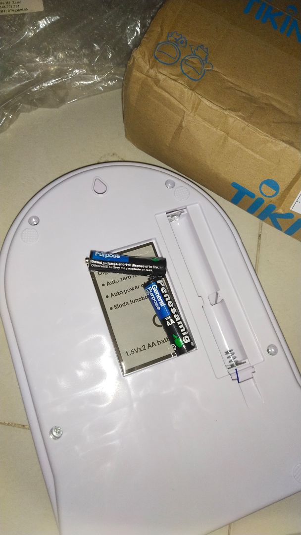 bảo hành kiểu như không bảo hành, hàng bảo hành về tận những ngày tháng dài =)))) pin như vậy thì ai mà dám dùng bảo hành kiểu như không bảo hành, hàng bảo hành về tận những ngày tháng dài =)))) pin như vậy thì ai mà dám dùng