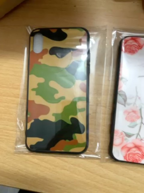 Giao nhanh gói kỹ đúng mẫu, ốp đẹp, màu hơi khác xíu, shop chăm sóc tốt