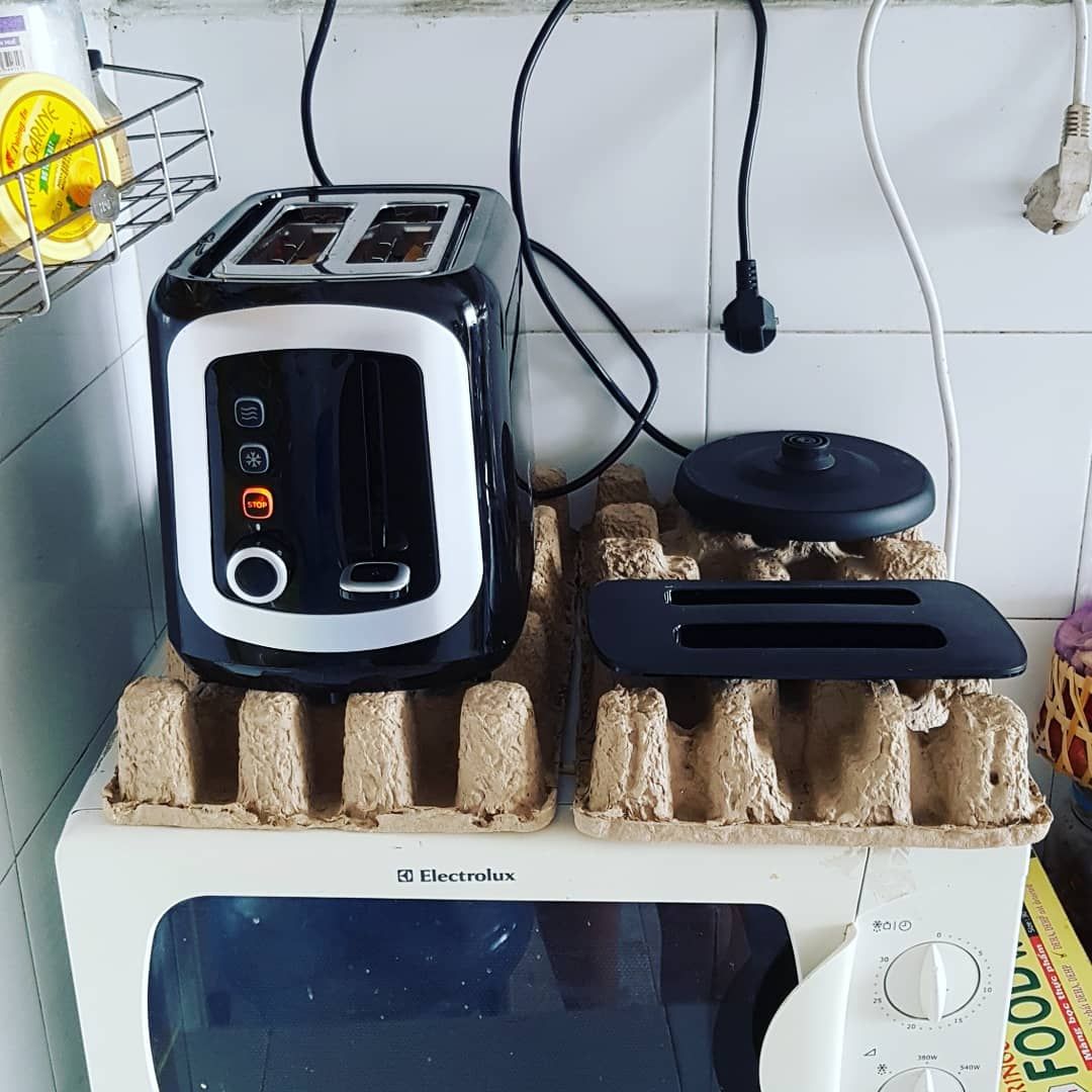 Nướng số 4 chắc là ok nhất, mình làm bánh mỳ bơ tỏi vàng ươm luôn. Nướng mực thì siêu thần thánh :)) cắt đôi con mực bỏ vào 2 khe để số 4 chín cực đều, cực nhanh so với mọi phương pháp nướng mực khác :v