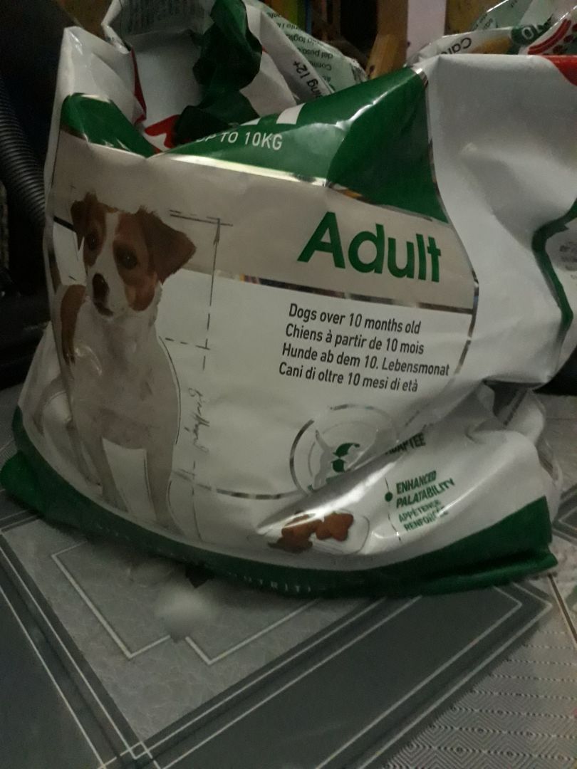 Mình từng mua bao tải thức ăn như mỳ trên Tiki nhưng shop này đóng gói hàng là kĩ nhất. Đóng vào thùng carton chắc chắn nhìn rất hài lòng. Nhờ có Tikinow nên mua được mã giảm còn được freeship nữa. Sẽ mua tiếp khi cần.