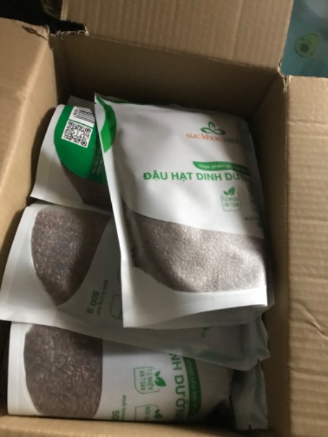 Mình đặt 4 goid về đắp mặt với ủ tóc
Mình chưa bóc nnuwng nhing qu thì đóng gói kín sạch sẽ đẹp và chất lượng okela nna