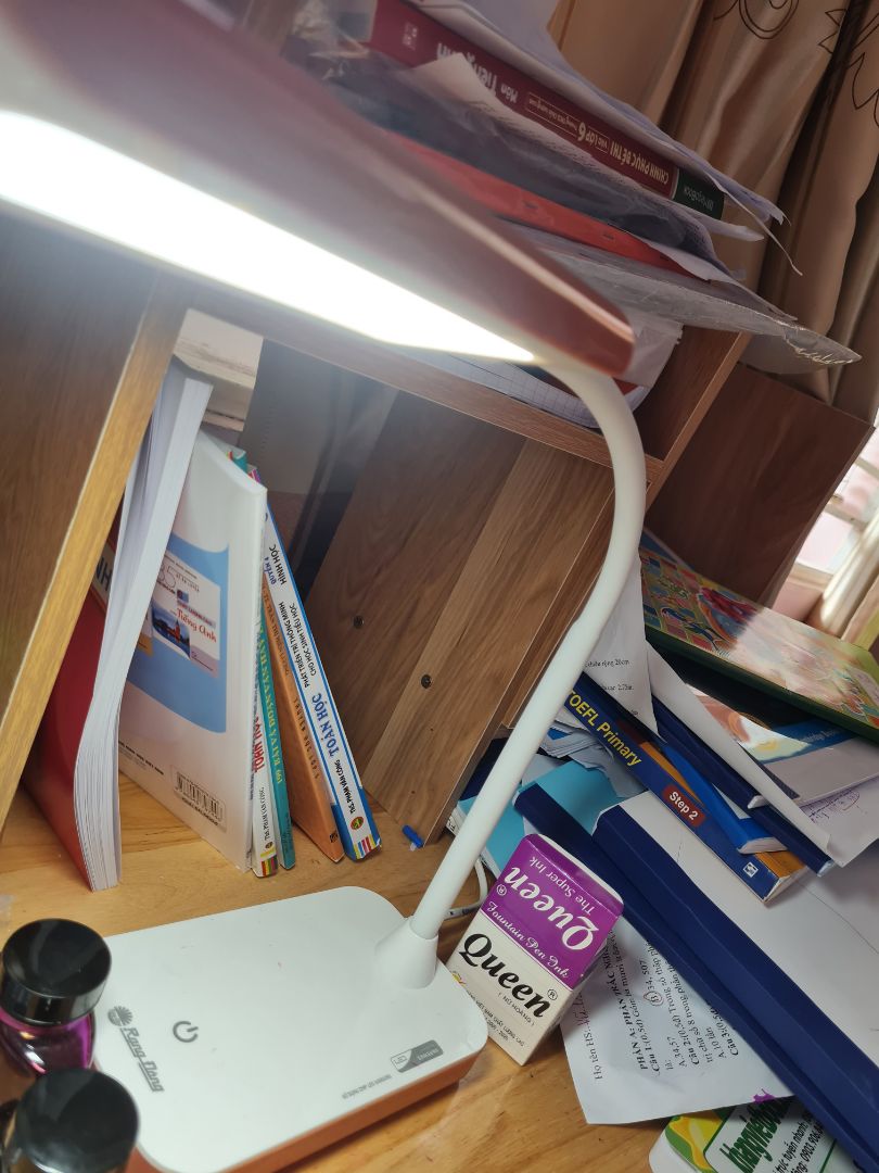 Chuẩn Rạng Đông. Sản phẩm nhận hơi  xước.