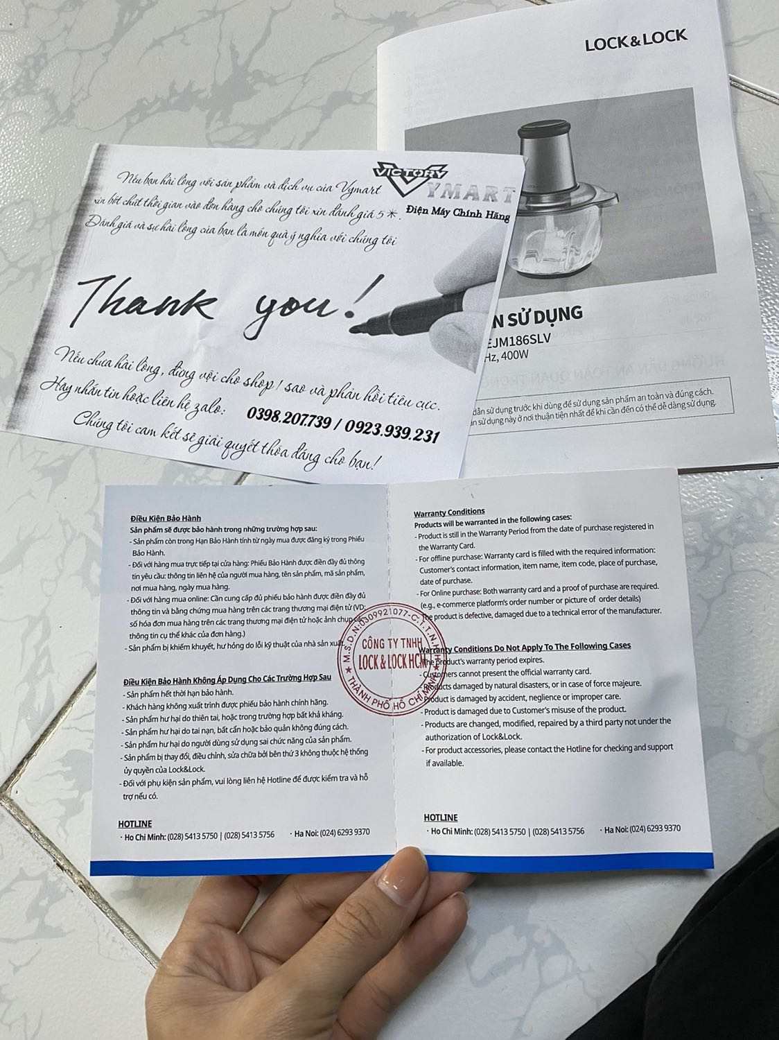 Sản phẩm đẹp và chắc chắn, shop đóng gói cẩn thận và có cả thư cảm ơn, phiếu bảo hành chính hãng. Nhưng làm sao đăng ký bảo hành vậy shop? Vì không thấy shop điền thông tin gì trên phiếu.