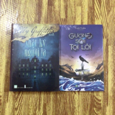 Truyện nội dung hấp dẫn,mới,bọc hàng tương đối,giao nhanh