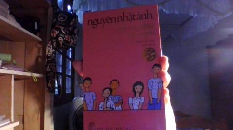 Đóng gói hàng kỹ càng không bị hư hỏng gì nhưng riêng phần bookmark chư hài lòng lắm