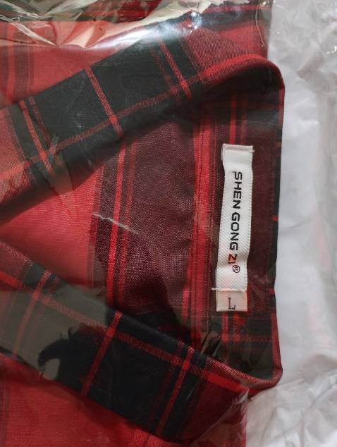 Giao tất cả bị sai size, đặt 4XL mà giao toàn L