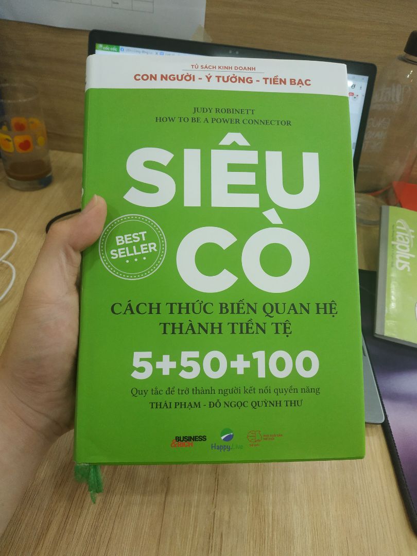 Rất hài lòng
5* sáng cho cho sách đẹp và Happy Live. Sách cho mình những góc nhìn mới về cuộc sống cũng như là bí quyết để xây dựng mối quan hệ chất lượng. Mình là đứa lười đọc sách nhưng những cuốn sách như thế này đã làm thay đổi mình rất nhiều và ngày càng tiến bộ hơn. Xin cảm ơn!