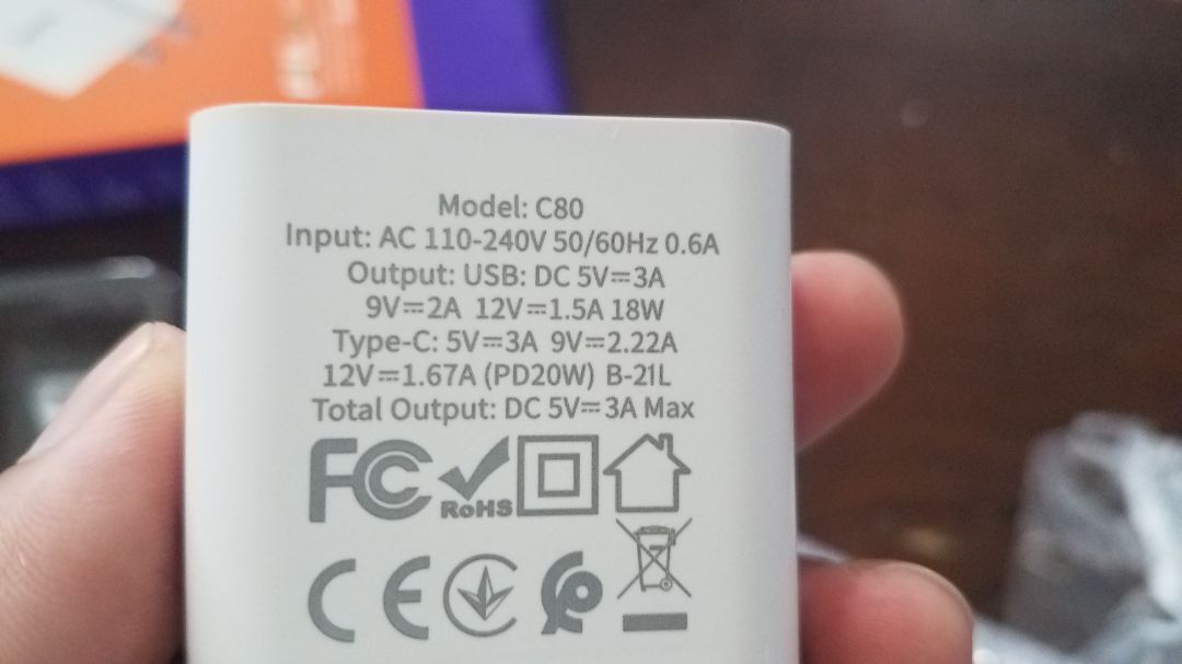 Sạc đúng mô tả, cảm ơn 2 viên kẹo tinh tế của shop nhé