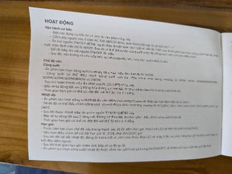 Cảm nhận đầu tiên là làm nóng nhanh và việc sử dụng nút vặn để điều chỉnh rất là tiện. Quyển hướng dẫn chi tiết.
Chỉ có 1 vấn đề là khi chuyển công suất sang nhiệt độ và ngược lại thì lại quay về mặc định ban đầu.