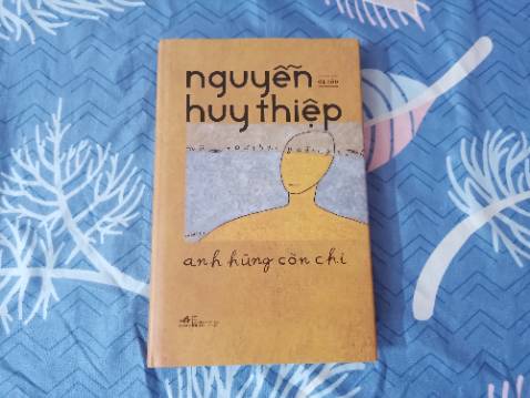 Di cảo của nhà văn Nguyễn Huy Thiệp. Sách bìa cứng rất đẹp, giấy đẹp, in ấn đẹp. Rất hài lòng. Xin cảm ơn Tiki đã bọc gói sách cẩn thận và giao hàng đúng hẹn.