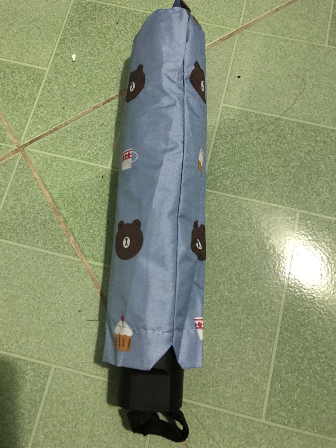 Đẹp, đóng gói kĩ , cận thận nhưng bun dù xong xếp lại bỏ vào túi thì không vừa