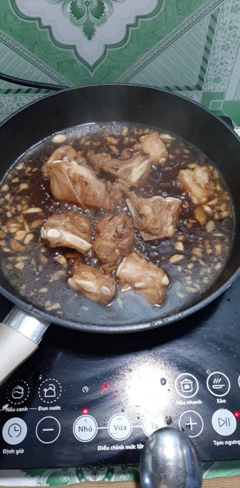 Hỏng biết sao mà nó hôi quá, sơ chế các kiểu, nấu cũng kỹ mà vẫn còn hôi khó ăn lắm, shop biết cách nào khử mùi chỉ giúp với