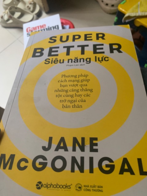Sách bẩn, cũ và lau ko sạch được. Giao sách cũ hay sao ạ