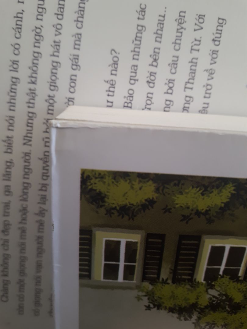 bọc siu nhưng siu dơ, gáy sách nhăn có thể tạm chấp nhận nhưng còn dơ luôn gáy sách😭