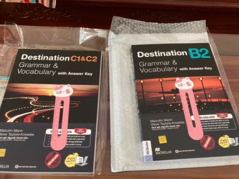 Đóng gói kỹ càng, cẩn thận. Nội dung sách đầy đủ cấu trúc nhưng giải thích còn hơi khó hiểu, nếu tra cứu thêm song song lúc sử dụng sẽ tốt hơn.