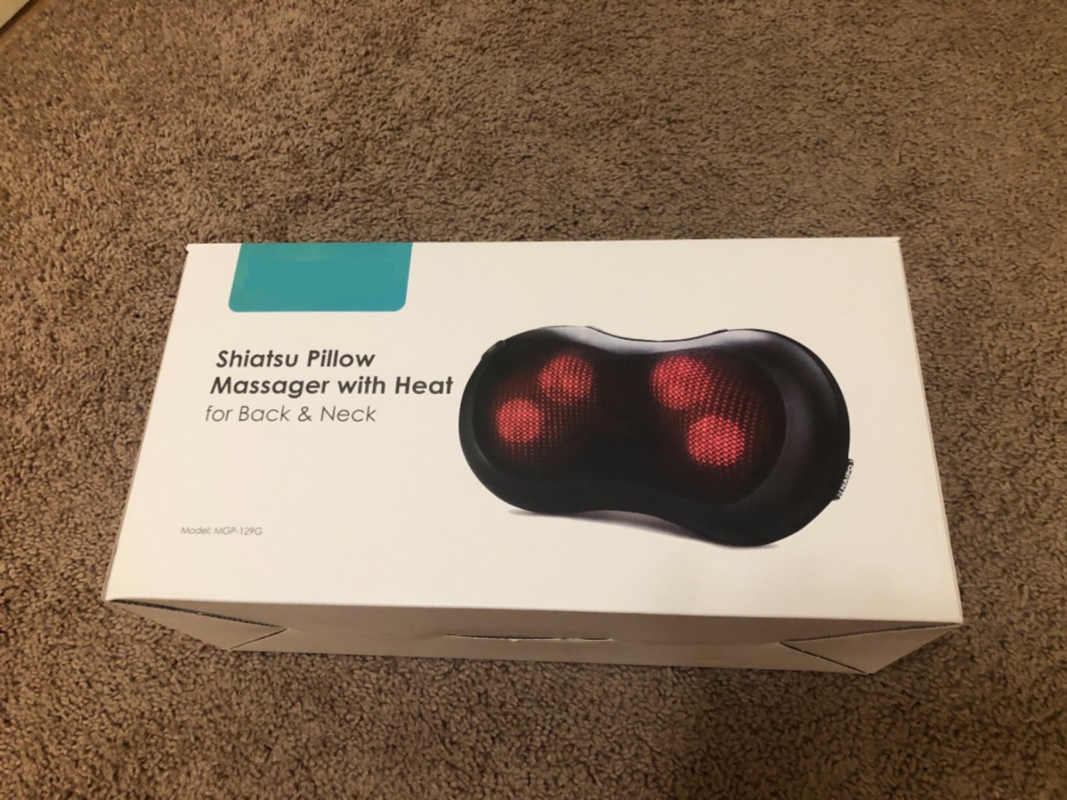 Đọc mấy shop thấy shop này nhiều review tốt nên mới mua. Nhận hàng nhanh, hộp không bị móp méo, gối dùng thích một lúc thôi đã đỡ mỏi hẳn. May quá vừa mua được con gối thì nghe tin dịch, tết này chắc chả đi đâu được nhiều, ở nhà xem ti vi cộng thêm con gối nó xoay cho thì mới chuẩn. Nói chung bên này làm việc ổn đấy mọi người ạ
Ảnh mình xin phép che mặt!