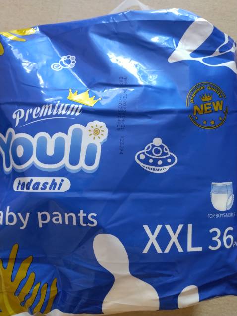 Tạm ổn, bỉm sờ hơi thô.
Giá shop bán cả bejoyle thì sẽ mua bejoyle chứ k mua youli