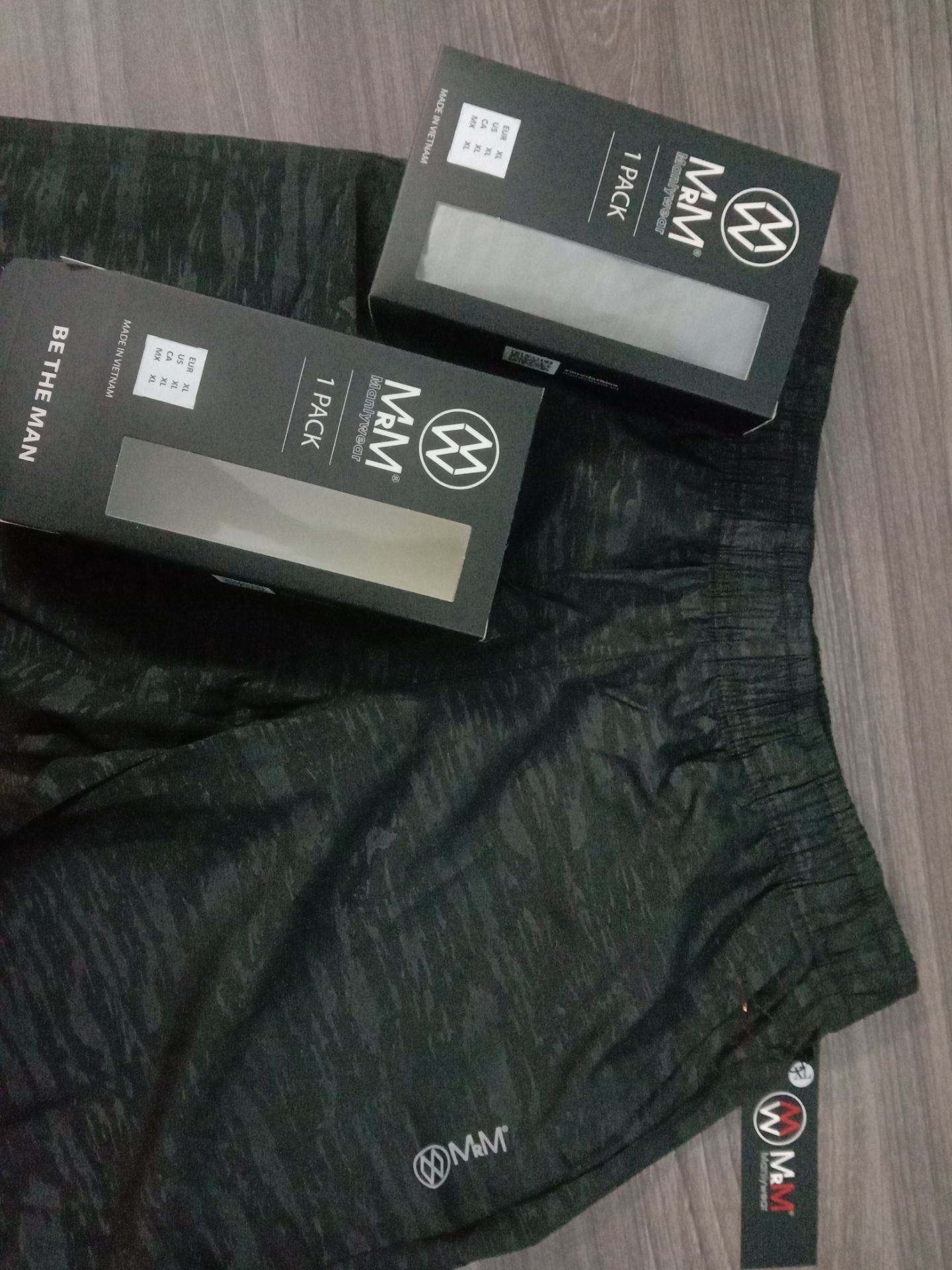 hàng cực kì chất lượng,kiểu dáng màu sắc đẹp. Hộp gói hàng cẩn thận logo brand nổi bật dễ nhận diện, giá hợp lí, sẽ mua lại trong tương lai hàng cực kì chất lượng,kiểu dáng màu sắc đẹp. Hộp gói hàng cẩn thận logo brand nổi bật dễ nhận diện, giá hợp lí, sẽ mua lại trong tương lai