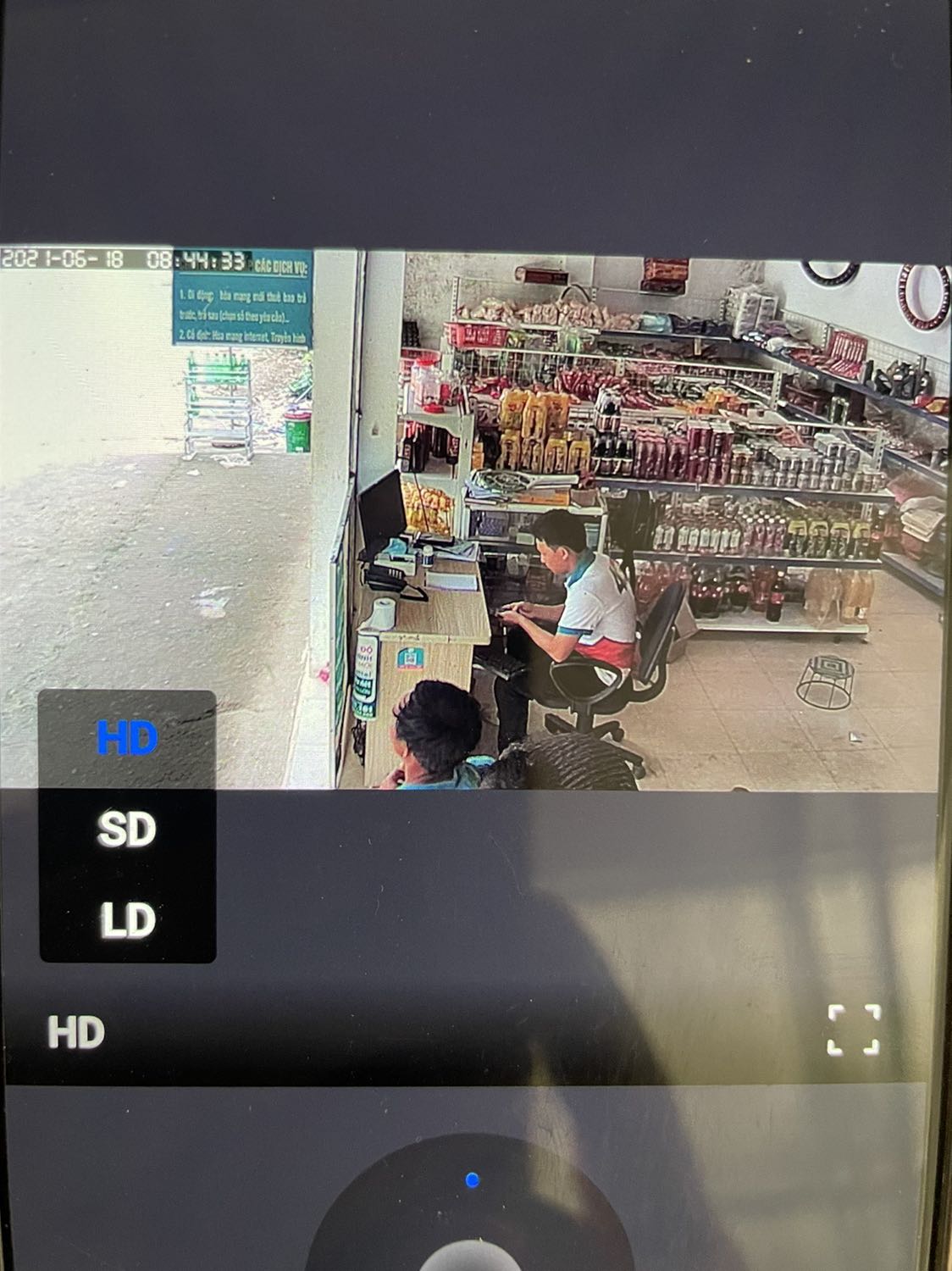 Camera ghi 3.0 mà hình ảnh chỉ 2.0,
Hình ảnh quá mờ, góp hẹp *** lìn, ko phải là 3.0 đâu nha, mình đang dùng 1 con 3.0 của hãng xiaomi góp rộng và nét hơn nhiều cái này, mọi người ko nên mua.
Mua giá 400k 
Chán, mệt đổi trả