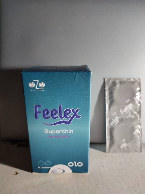 Thiết kế, kiểu dáng, độ mỏng khá ok ở mức phổ thông giá rẻ. Giao hàng đầy đủ nguyên vẹn, nói chung cũng ko có gì để phàn nàn. Thiết kế, kiểu dáng, độ mỏng khá ok ở mức phổ thông giá rẻ. Giao hàng đầy đủ nguyên vẹn, nói chung cũng ko có gì để phàn nàn.