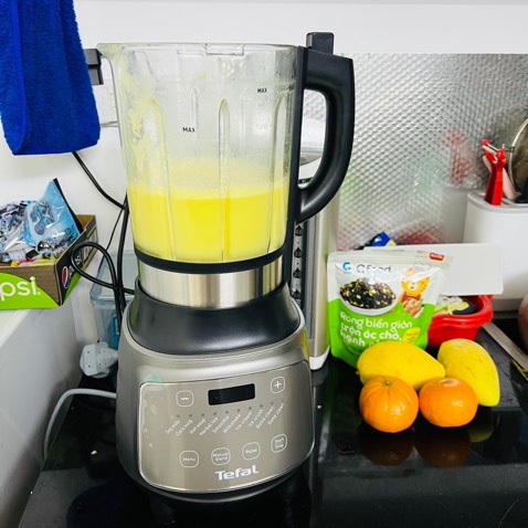 Dùng siêu thích mọi ng ạ,máy hịn nên uống luôn ko cần lọc,hồi đầu định mua bluestone nhưng mọi ng đều bảo phải lọc nên quay xe sang em này,quá ok,k có gì để chê cả,làm sữa ngô 800ml mà mình cho có 1 bắp ngô và ít sữa ông thọ,uống ngon dã man