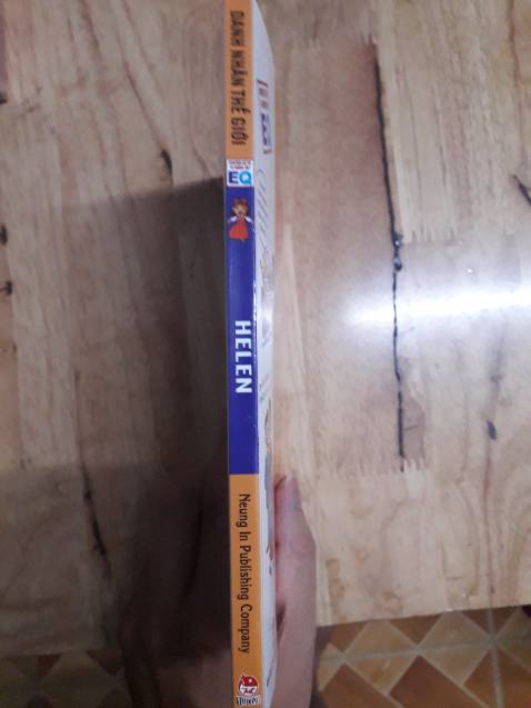 Hàng đặt về nguyên seal sau khi mình được nhận, giá rẻ hơn so với giá thị trường (mỗi cuốn sách 30k được giảm còn 24k), không có rách bìa, trang và không méo cạnh và góc cuốn sách, nhân viên giao hàng đúng thời gian và thân thiện
Về nội dung, hình ảnh thì đẹp, sinh động, không có gì để chê cả, nội dung cuốn sách nói về những thành công nghị lực của các danh nhân nổi tiếng thế giới, mình xin cảm ơn shop cũng như tác giả đã mang đến những nội dung thú vị và những bài học quý giá.