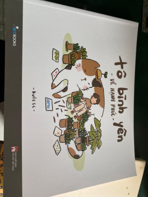 Đóng gói chắc chắn, sách không bị nhăn, màu sách đẹp, nôin dung khá hay. Sẽ tiếp tục ủng hộ shop ạ.