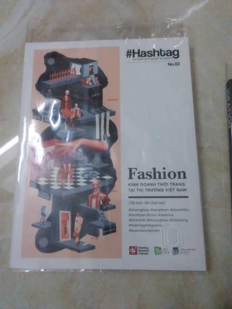 sách đẹp, kiến thức rất hay. được tặng thêm 1 cái bookmark nữa. Mình mua sách lúc sale 10.10 nên chỉ còn có 130k thui. Bạn nào có ý định kinh doanh thời trang thì nên mua nhé, kiến thức từ A-Z luôn. Rất đáng tiền. Cảm ơn tiki và Rio Book