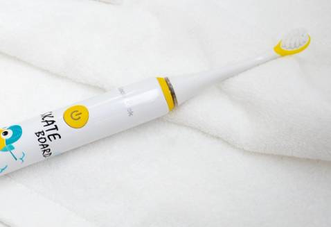 Tiki giao hàng rất nhanh, hiện tại bé nhà mình dùng ổn. Mình muốn mua thêm đầu để thay thế nhưng không tìm thấy, nếu có bán kèm thêm đầu thay thế thì tuyệt vời. Tiki giao hàng rất nhanh, hiện tại bé nhà mình dùng ổn. Mình muốn mua thêm đầu để thay thế nhưng không tìm thấy, nếu có bán kèm thêm đầu thay thế thì tuyệt vời.