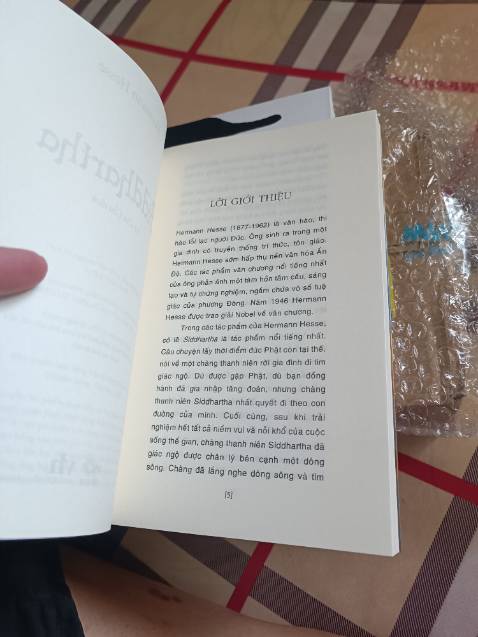 Sách dày dặn, đúng mô tả, nên mua