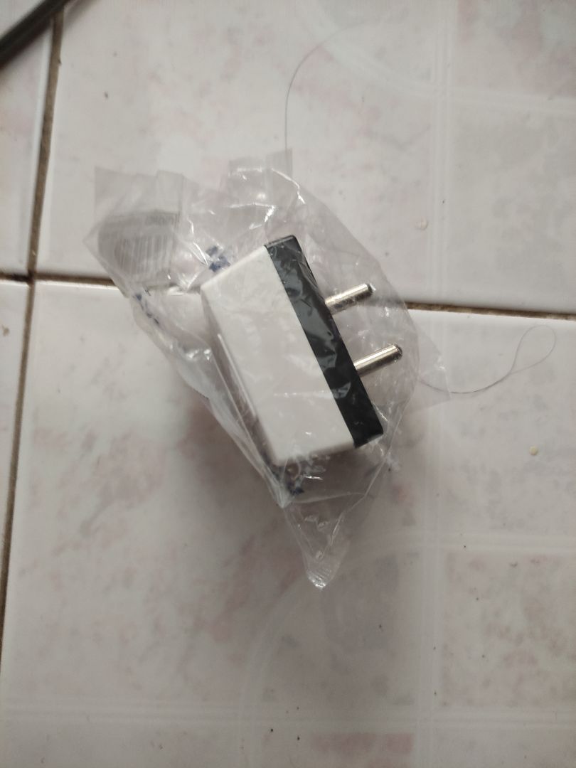 ổ cắm dùng tốt, giao hàng nhanh. nhận thân thiện