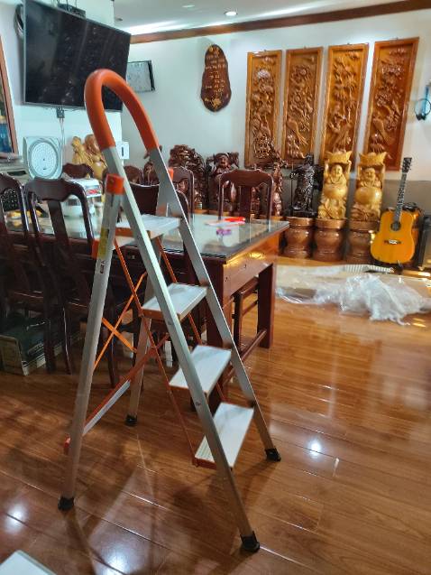 Lần đầu tiên mua hàng Tiki mua được 1 sản phẩm chất lượng trên cả tuyệt vời. Giao hàng nhanh. Đóng gói nhiều lớp kỹ lưỡng. Shop uy tín. Tham khảo vài shop giá về tới nhà từ 818k đến gần 850k. Shop này rẻ hơn gần cả trăm ngàn, thời covid 100k cũng tiết kiệm kha khá đó. Cảm ơn shop. Sẽ tt ủng hộ shop khi có nhu cầu. 10*. Mn nên mua kg lo nghĩ gì cả. Rất ưng ý và mãn nguyện.