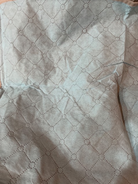 *** đảo nha mọi người .. bán cái túi gần 100 ngàn mà thua cái túi nilong nữa.. mỏng rất mỏng luôn … đồ *** đảo