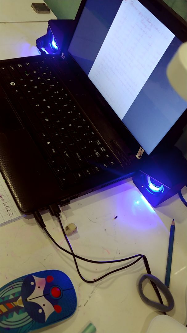 loa nghe ấm. giá rẻ so với giá trị. đáng mua