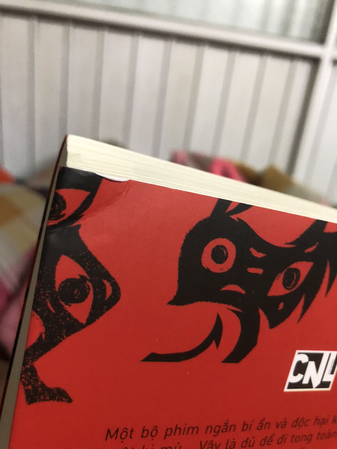 Không biết do giao hàng hay do căn bản như v, nhưng sách bị méo rất nhiều, đánh giá 3 sao là vì sách bị méo, còn nội dung thì đc rv rất nhiều r nên ko còn phải bàn cãi.