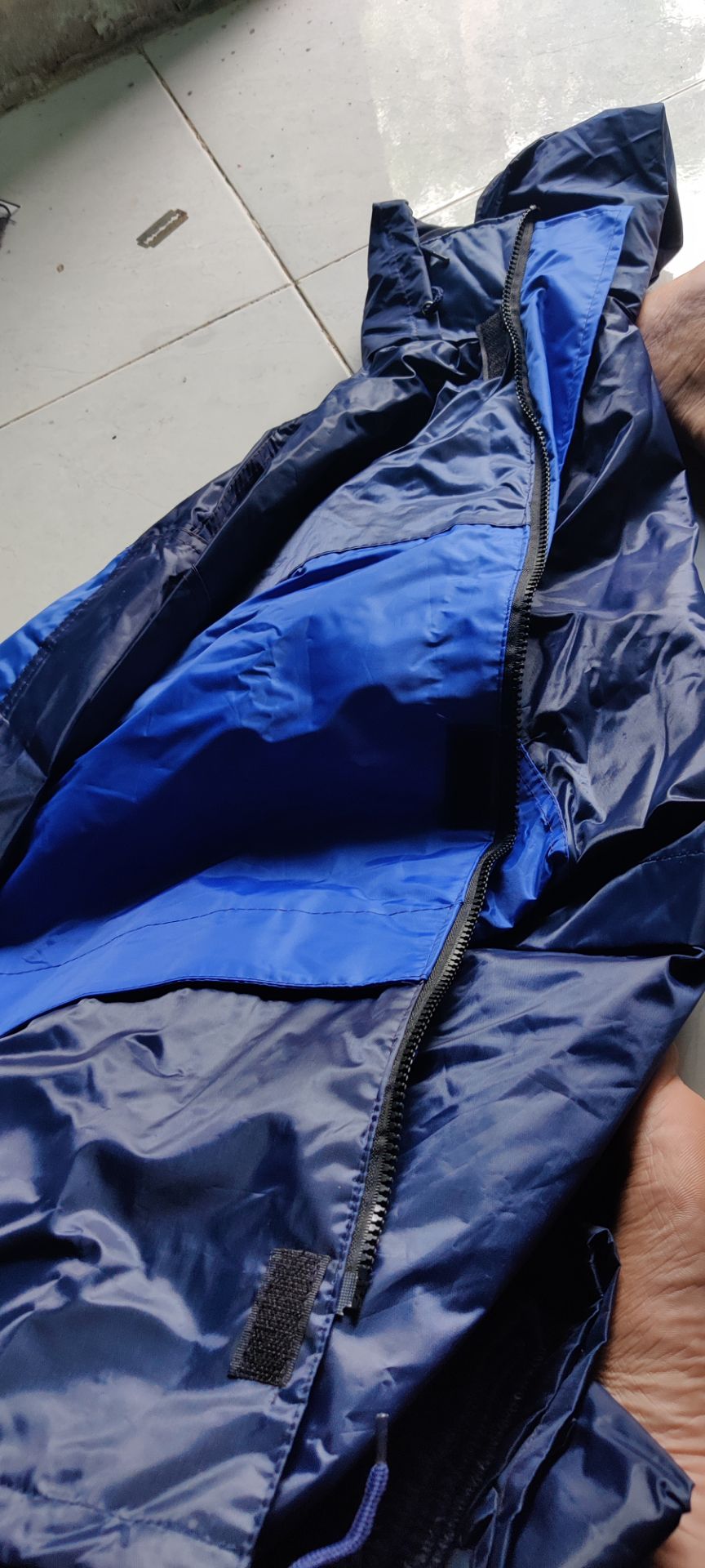 chỗ bo đầu hơi chật