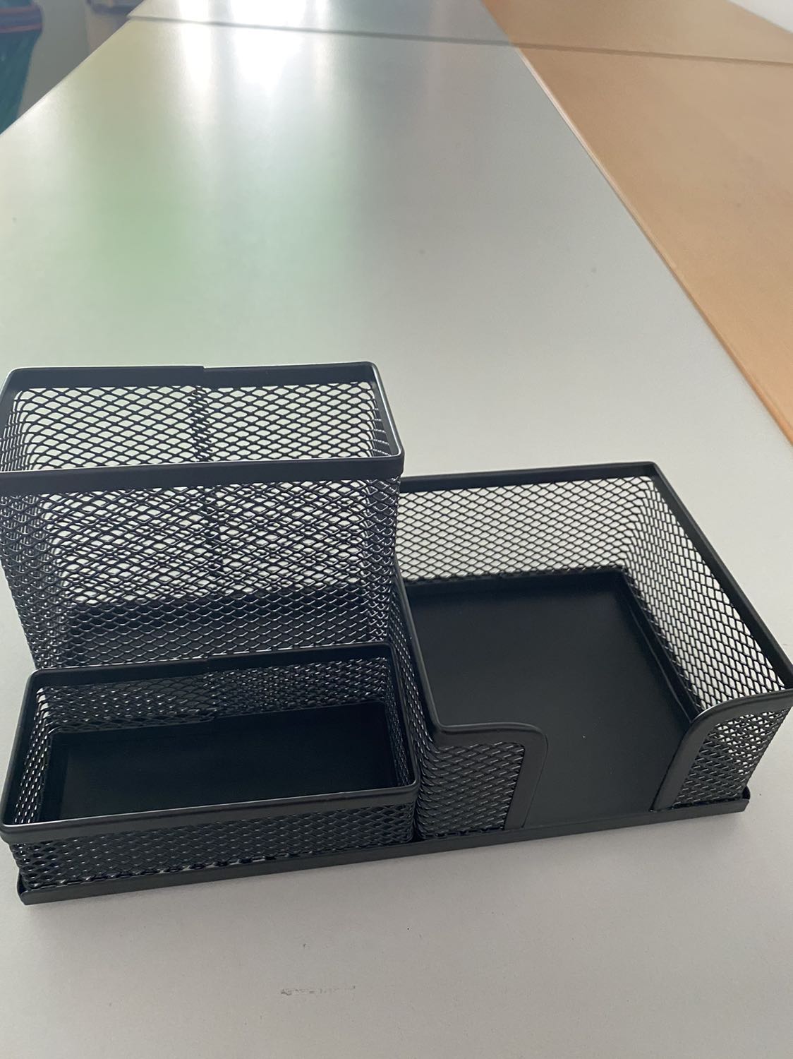 Hàng đẹp như hình.
Cứng cáp
Để đc nhiều thứ.