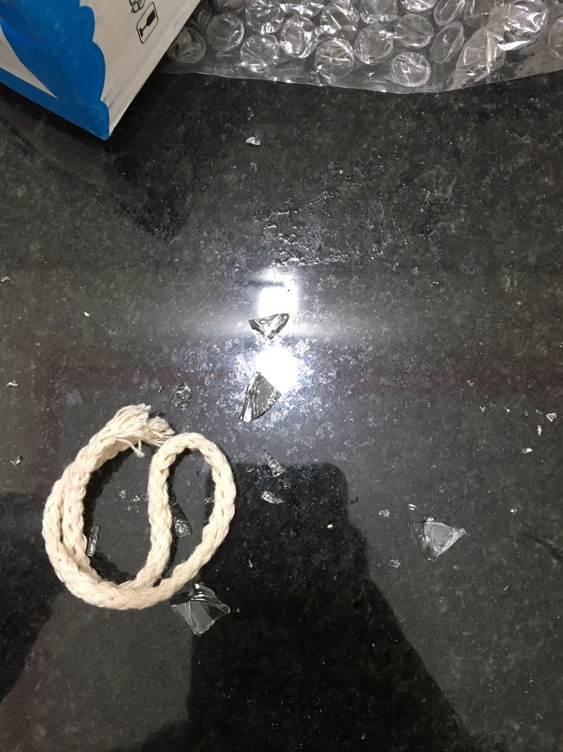 Giao hàng nhanh. Đúng số lượng và mẫu mã. Nhưng 1 chiếc bị vỡ. Tuy nhiên shop rất nhiệt tình hướng dẫn mình đổi trả sản phẩm nên cho shop 5*.