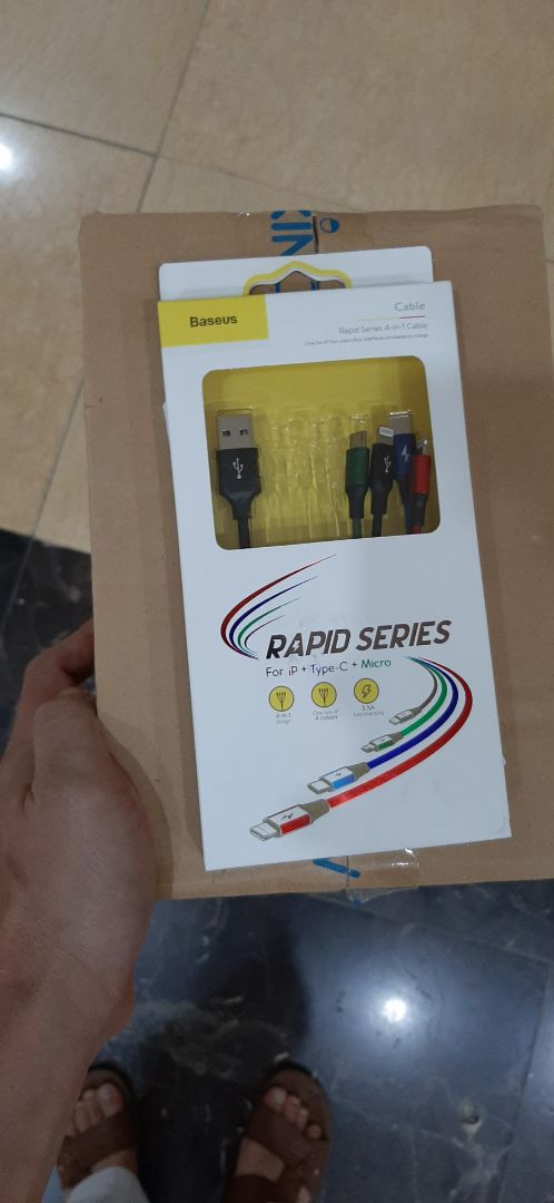 ngắn gọn, chắc chắn, đẹp, hộp đóng hàng của tiki lúc nào cũng siêu to khổng lồ