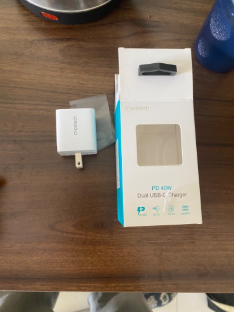 Củ sạc tốt nha, nhìn nhỏ gọn, sạc nhanh cho cả 2 máy cùng lúc