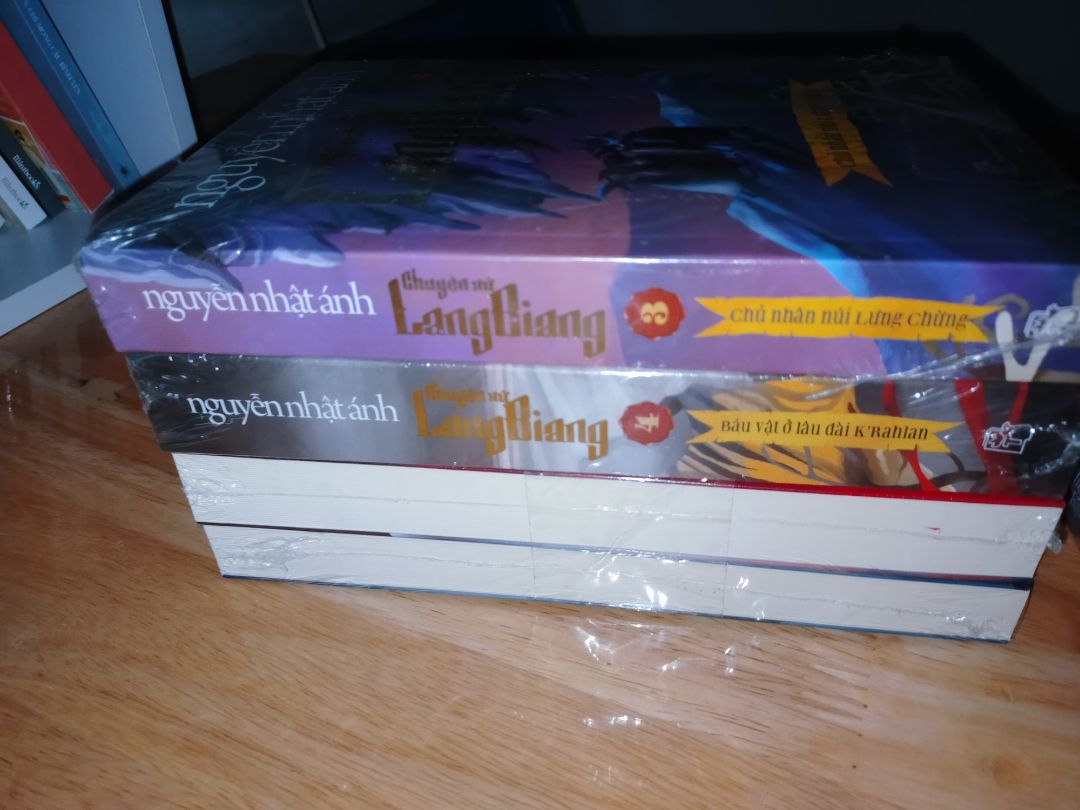 mùa dịch mà giao siêu nhanh đặt 4 ngày là có. chất lượng sách tốt còn nguyên seal ko cấn móp